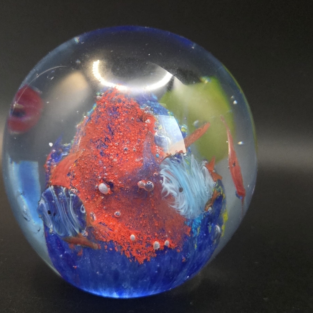 Vintage Italian Murano Fish Aquarium Collectors Paperweight Decor Ball Art - Picture 4 of 6